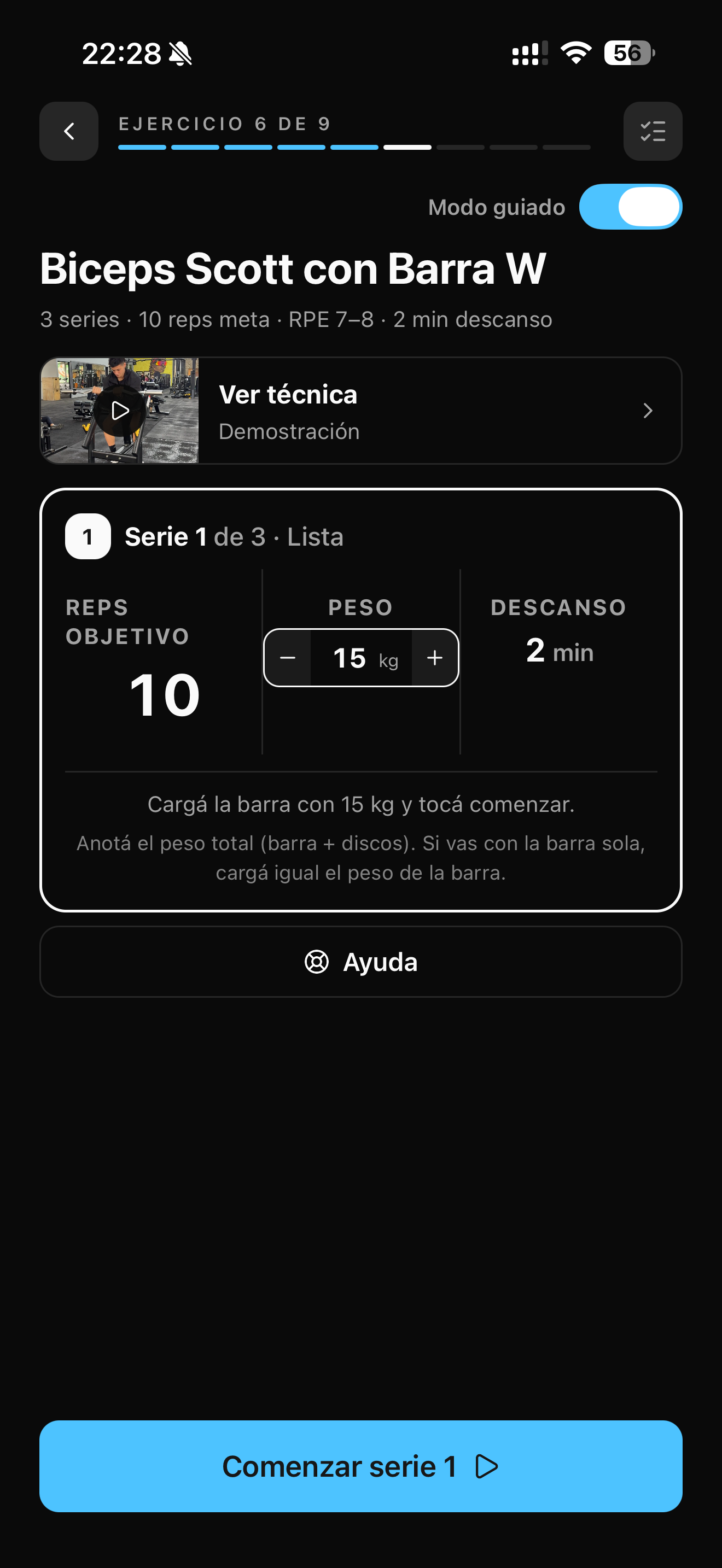 Ejercicio en modo guiado: serie 1 de 3, 10 repeticiones, 15 kg